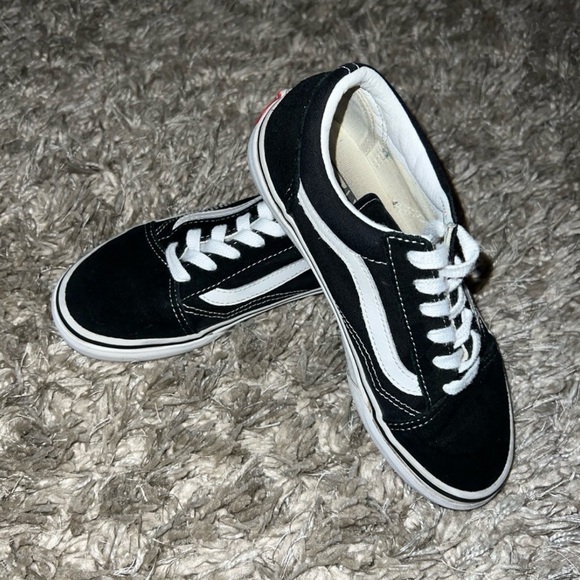 Boys old skool vans size 3 - Picture 1 of 5